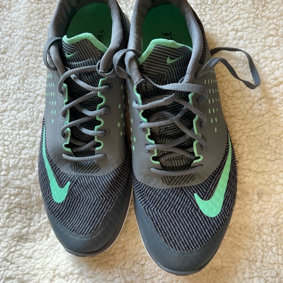 Nike Men\'s Charcoal and Mint Athletic Shoes main image 4